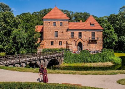 Muzeum Zamek w Oporowie_Centralny Łuk Turystyczny_atrakcje w centrum Polski