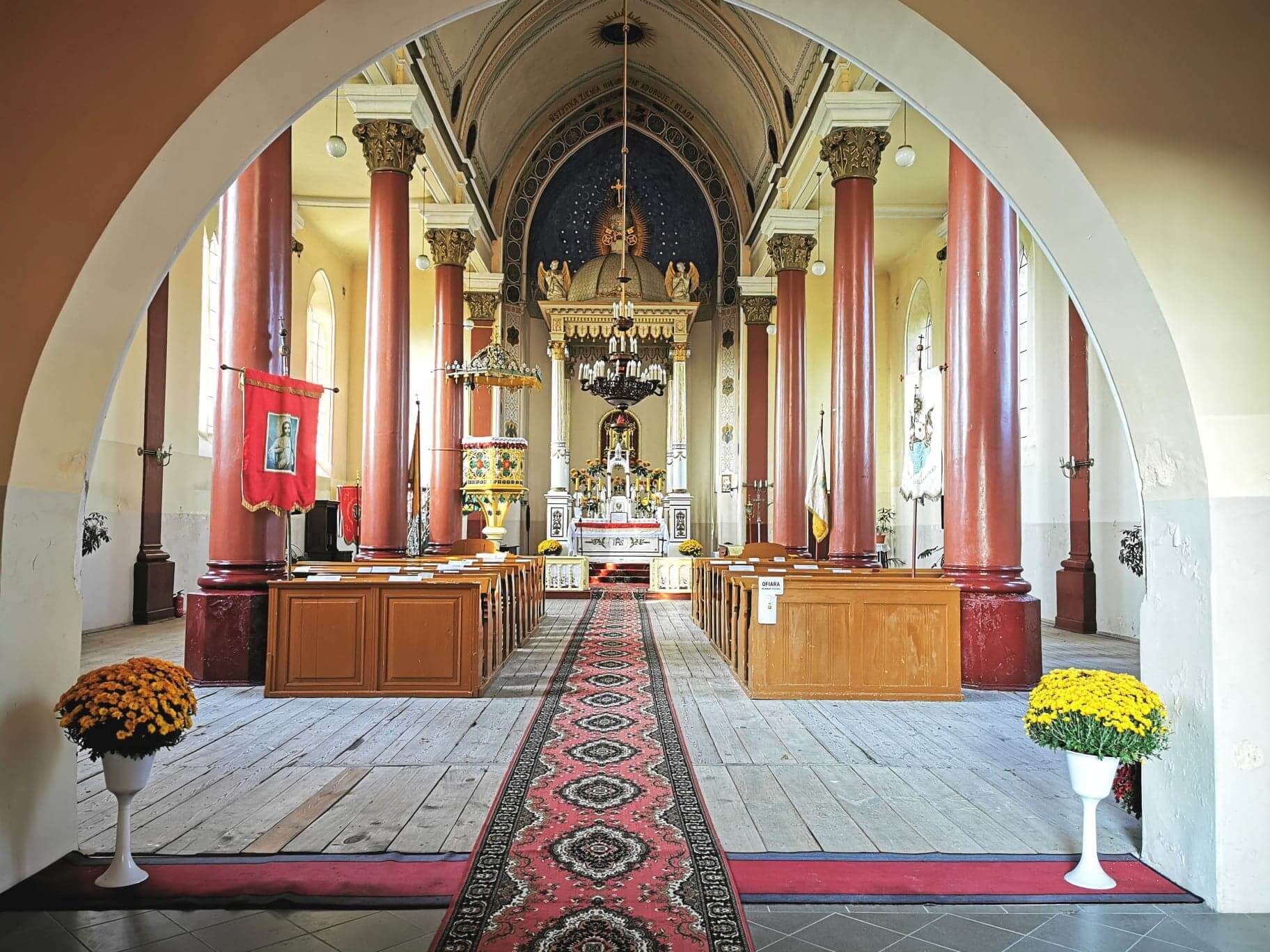 Kościoły mariawitów w Nowej Sobótce i Kadzidłowej