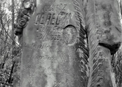 Osobliwe cmentarze w Centrum Polski