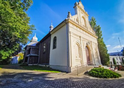 Topola Królewska - kościół p.w. św. Bartłomieja Apostoła